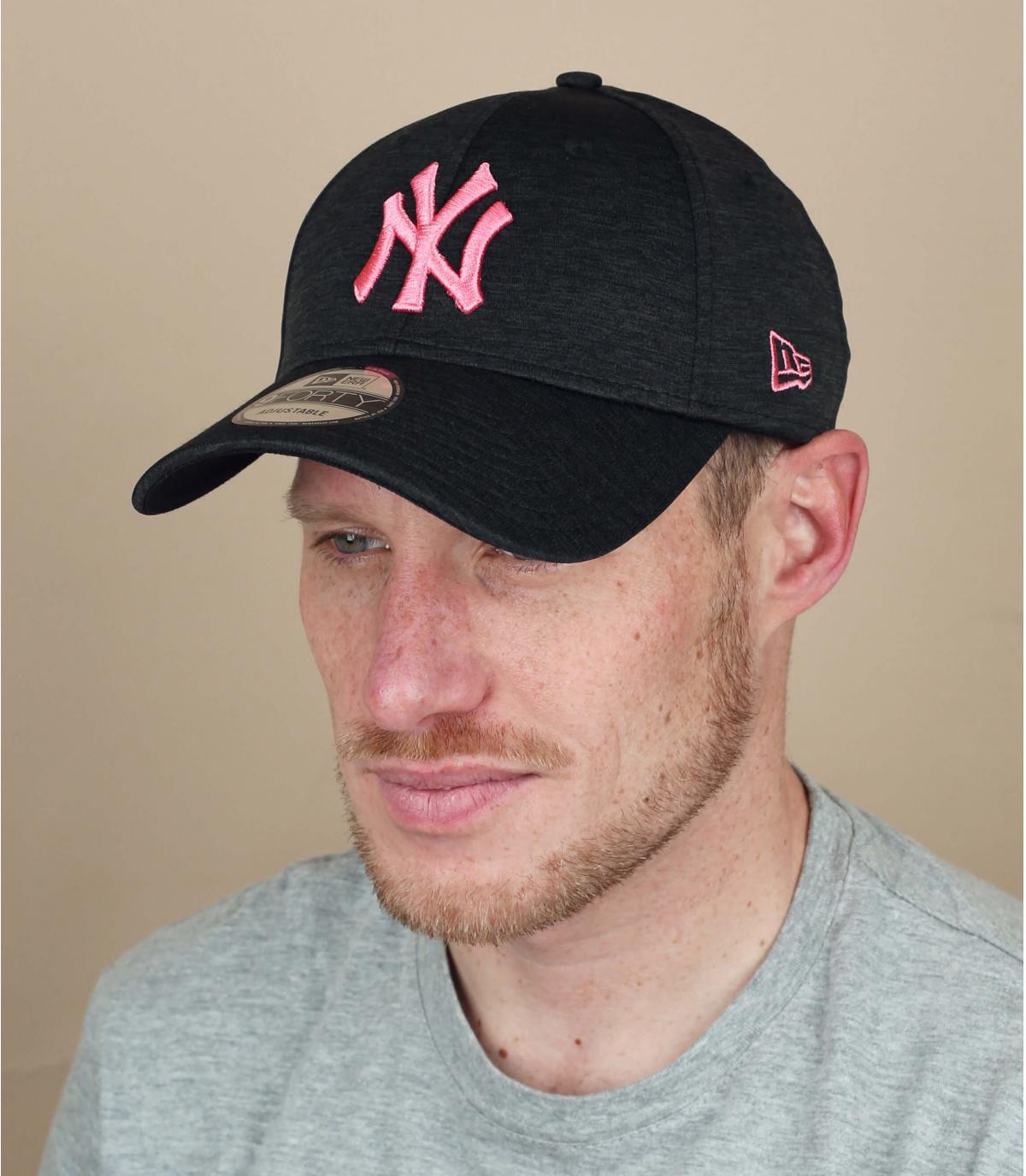 Cap NY schwarz rosa Cap Shadow Tech 940 NY black pink